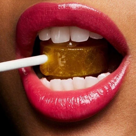 💗MAC COSMETICS K Pop BF Shot of Colour Lip Oil - Picture 6 of 11